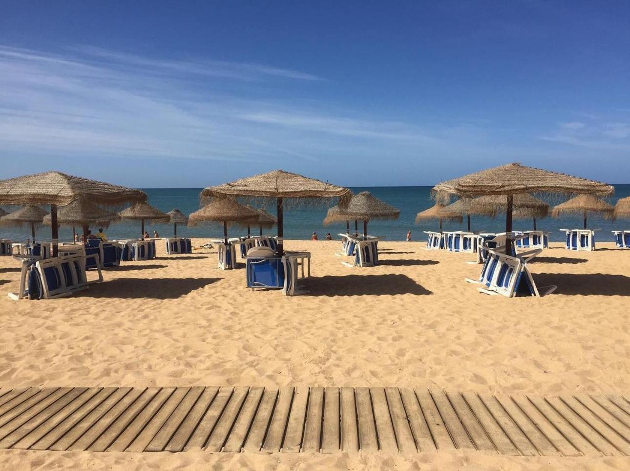 Princess Retreat Beautiful Modern Aprt 2 Min Walk From Quarteira Beach Exterior foto