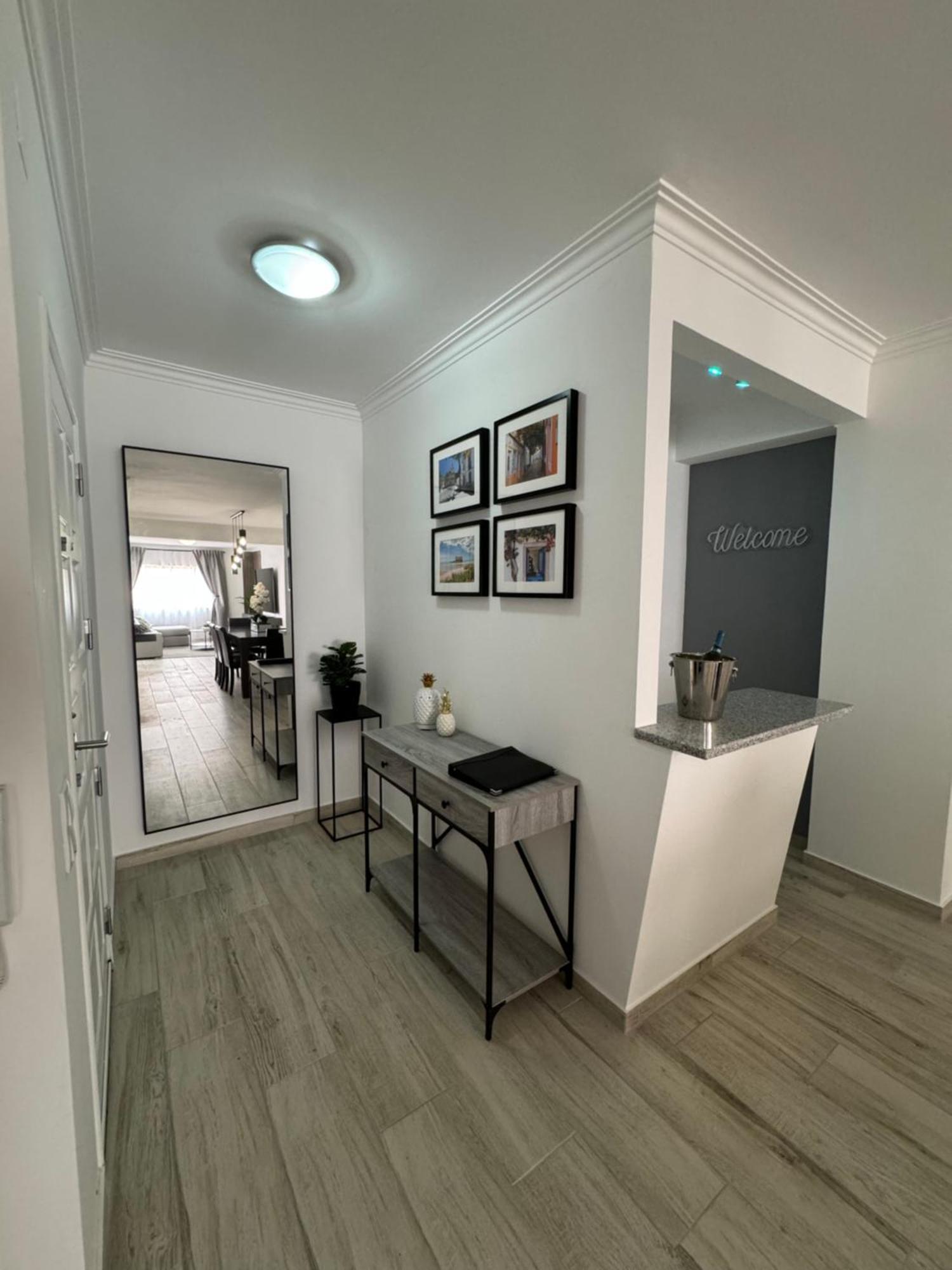 Princess Retreat Beautiful Modern Aprt 2 Min Walk From Quarteira Beach Exterior foto